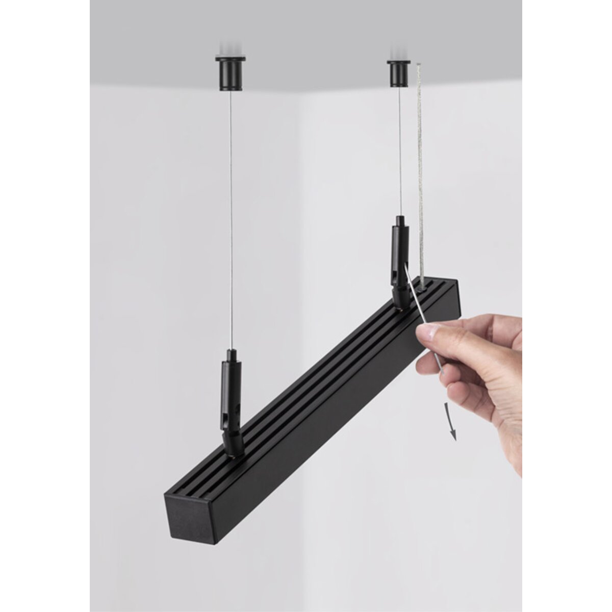 KLUŚ Befestigungsset RD-2, schwarz, Messing – Detail-/Anwendungsbild
