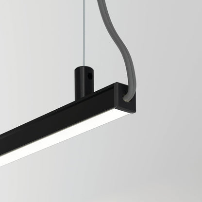 KLUŚ Endkappe mit Loch PIKO-ZM-OTW, schwarz, ABS – Detail-/Anwendungsbild